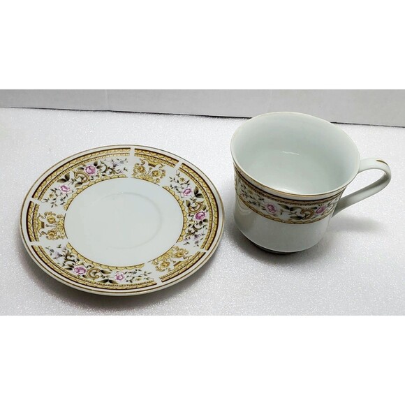 Wallace Heritage Daphne Tea Cup & SaucerFloral Gold Trim Porcelain Japan - Picture 12 of 13